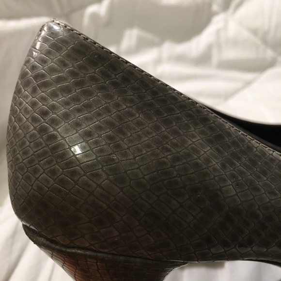 A2 by Aerosoles Kitten Heel Snakeskin Dress Pumps - Picture 9 of 11